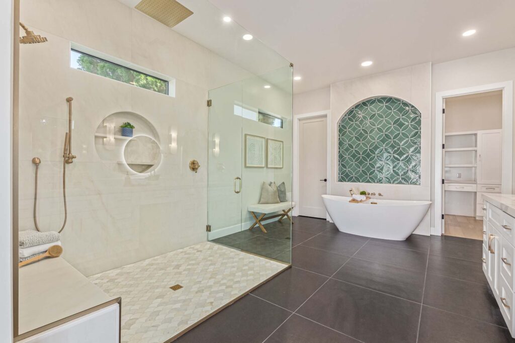 E Verde Ln | Interior View